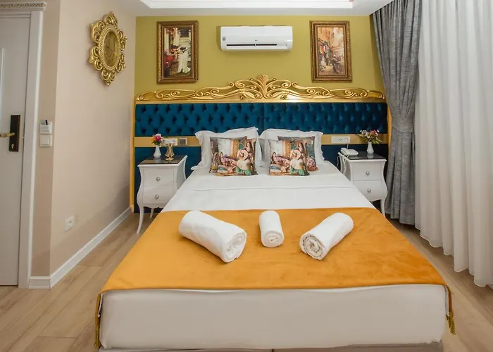 Atlantis Royal Отель