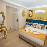 فندق Atlantis Royal 3*