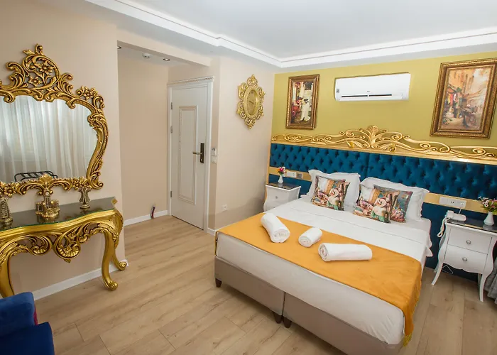 Отель Atlantis Royal 3*