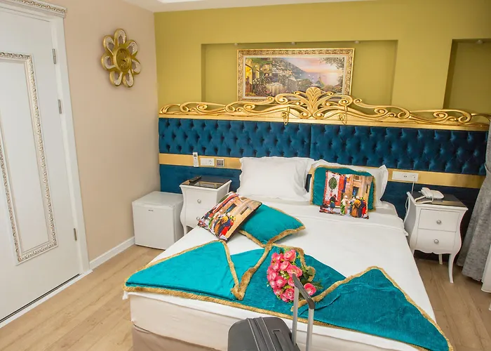 Atlantis Royal Отель 3*