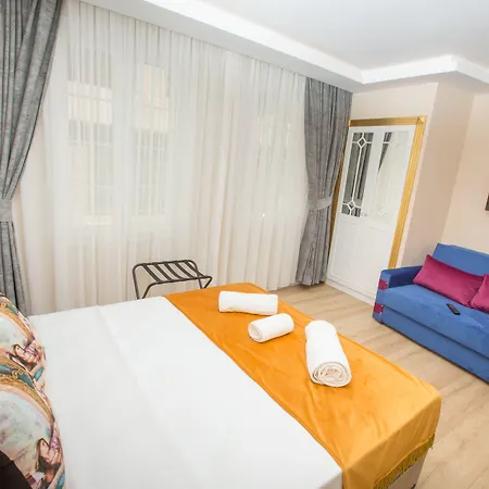 Atlantis Royal Hotell 3*