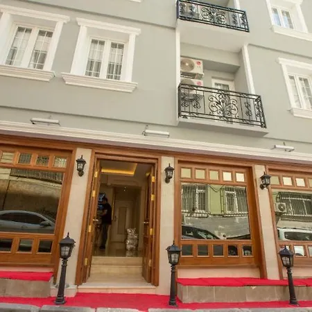 Atlantis Royal Hotel 3*